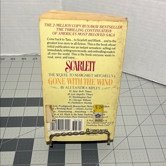 Scarlett Book by Alexandra Ripley - Picture 2 of 8